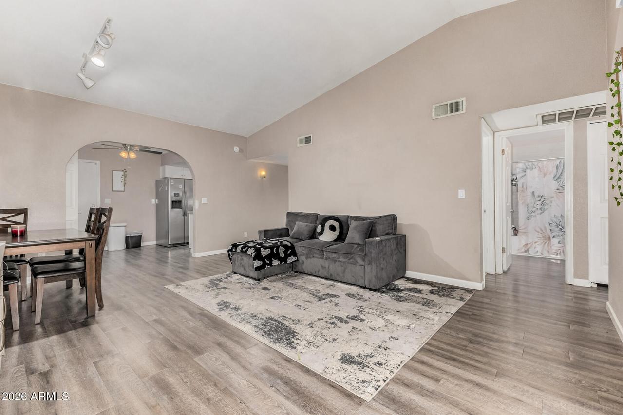 2511 W Willow Ave., Phoenix, AZ 85029