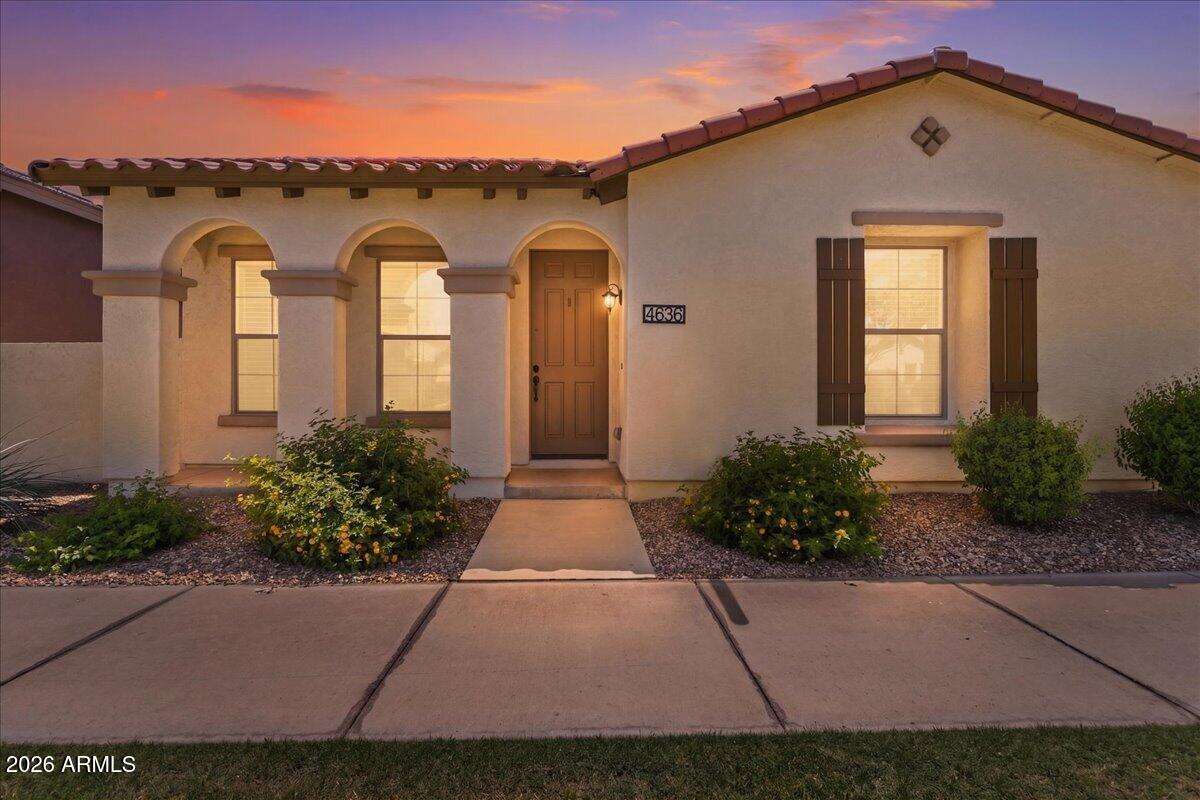 4636 E Maplewood St., Gilbert, AZ 85297