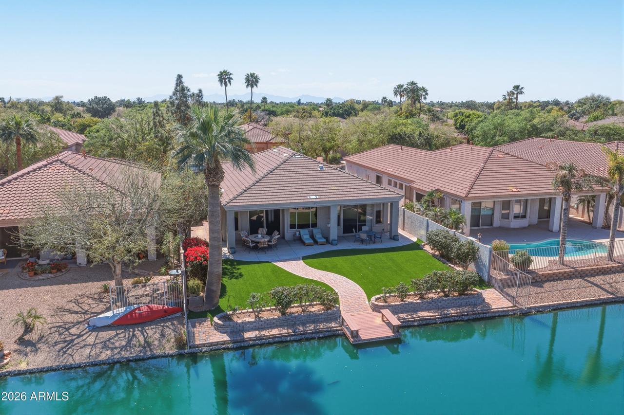 6974 W Rose Garden Ln., Glendale, AZ 85308