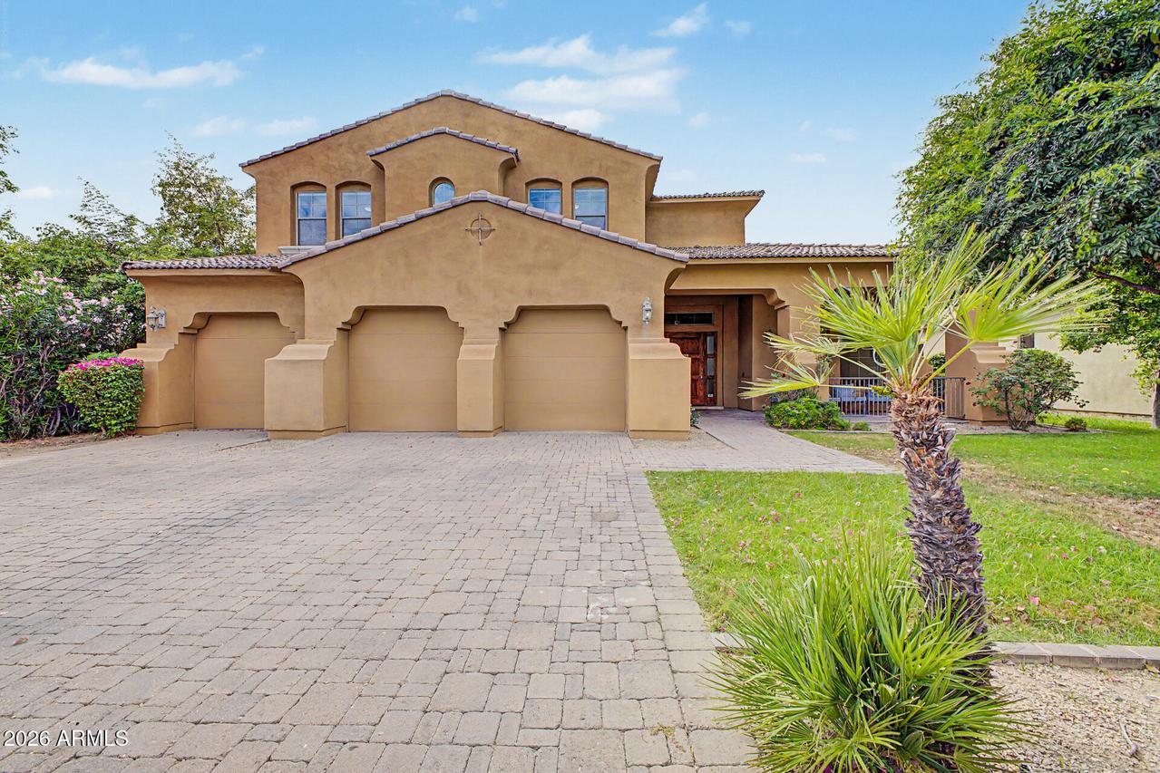 6012 N 3rd St., Phoenix, AZ 85012