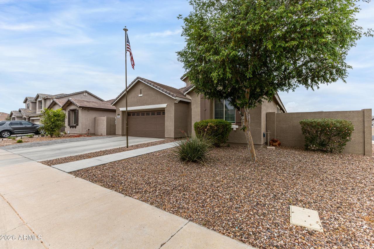 3136 E Quartz St., Mesa, AZ 85213