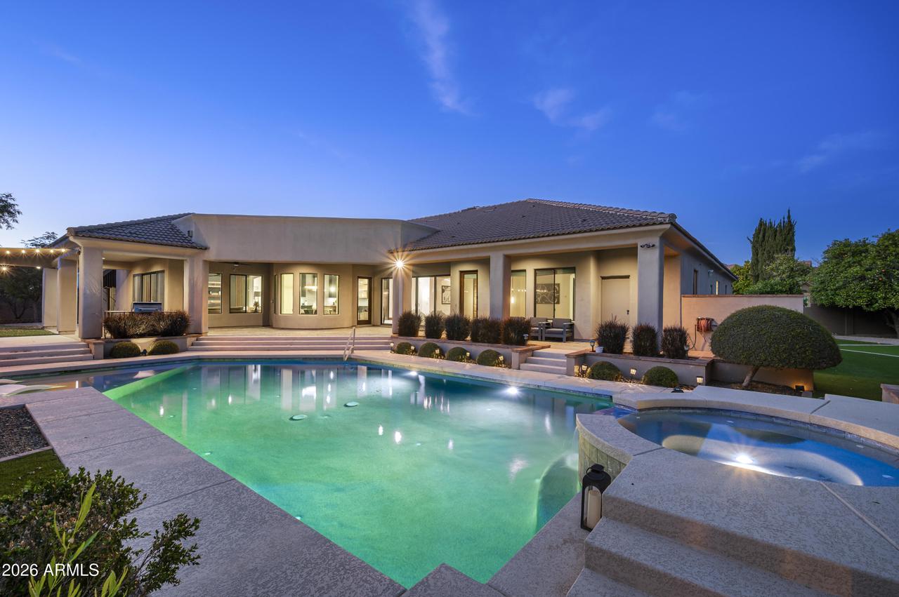 3905 E Mallory Cir., Mesa, AZ 85215