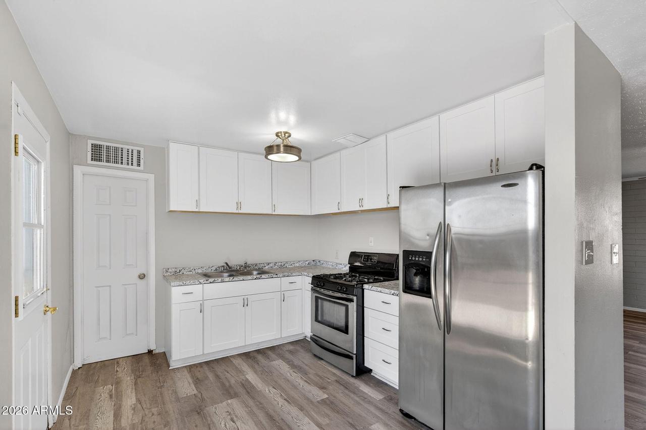 5505 W Whitton Ave., Phoenix, AZ 85031