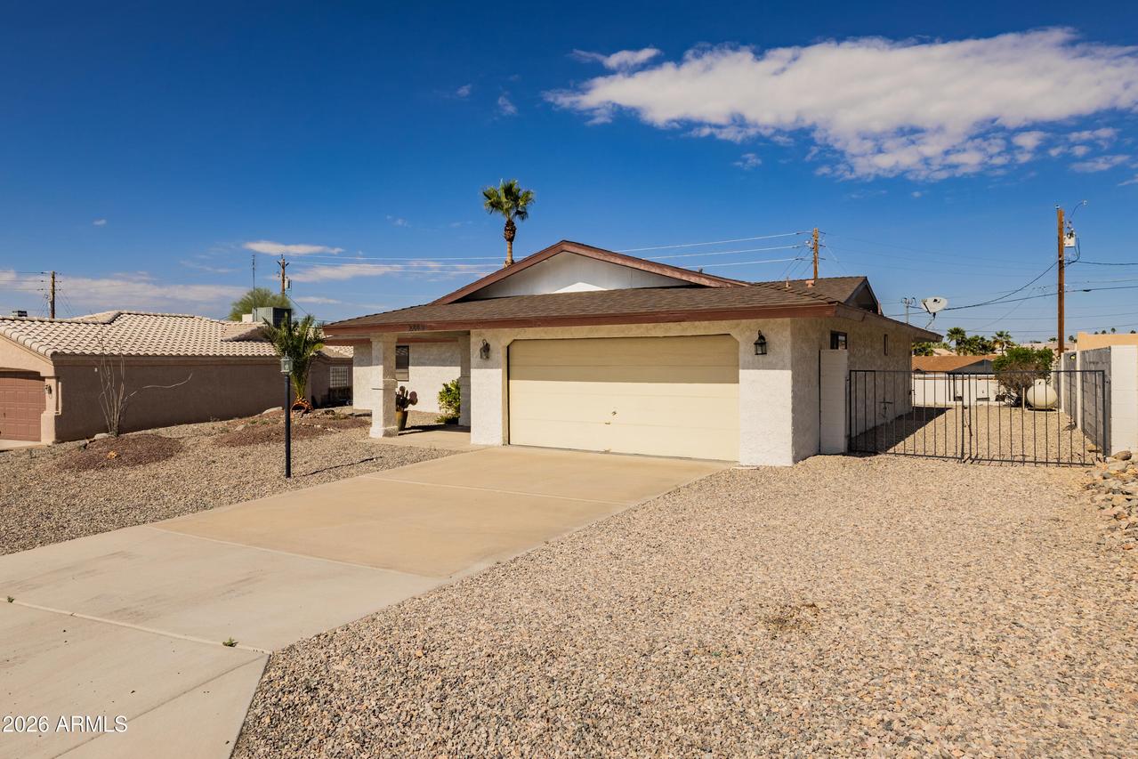 2849 War Eagle Dr., Lake Havasu City, AZ 86406