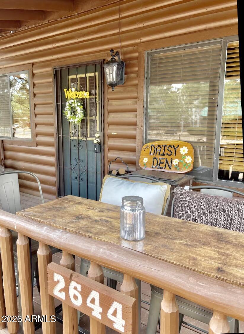 2644 Lodge Loop, Overgaard, AZ 85933