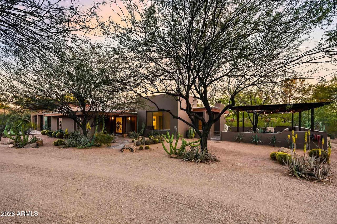 3601 E Stanford Dr., Paradise Valley, AZ 85253