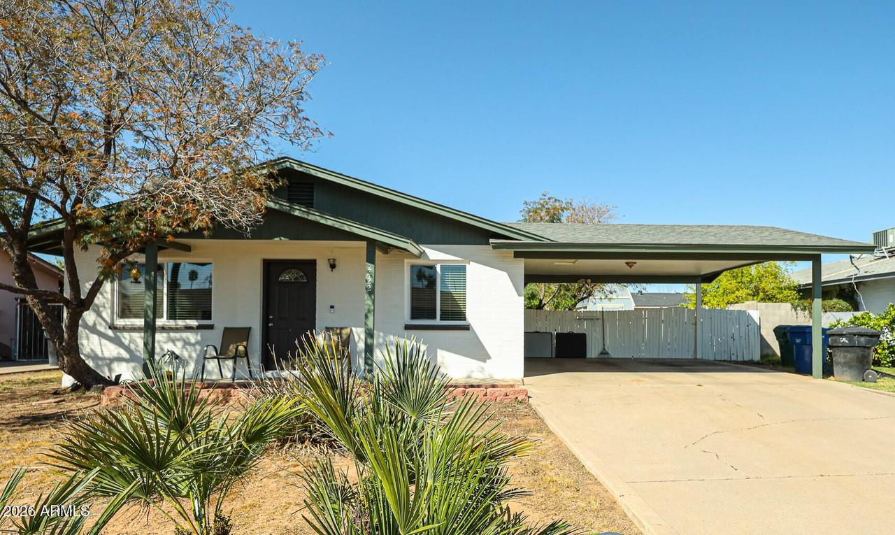 2422 E Camino St., Mesa, AZ 85213
