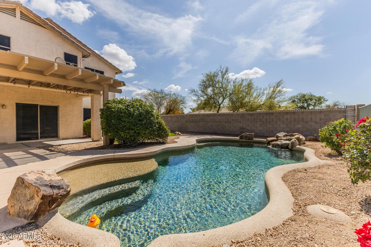 25202 N 41st Ave., Phoenix, AZ 85083