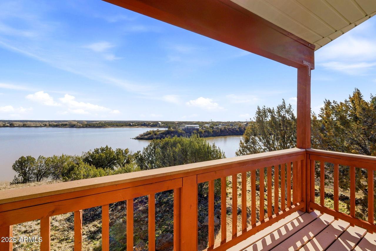 1975 N Village Dr., Show Low, AZ 85901