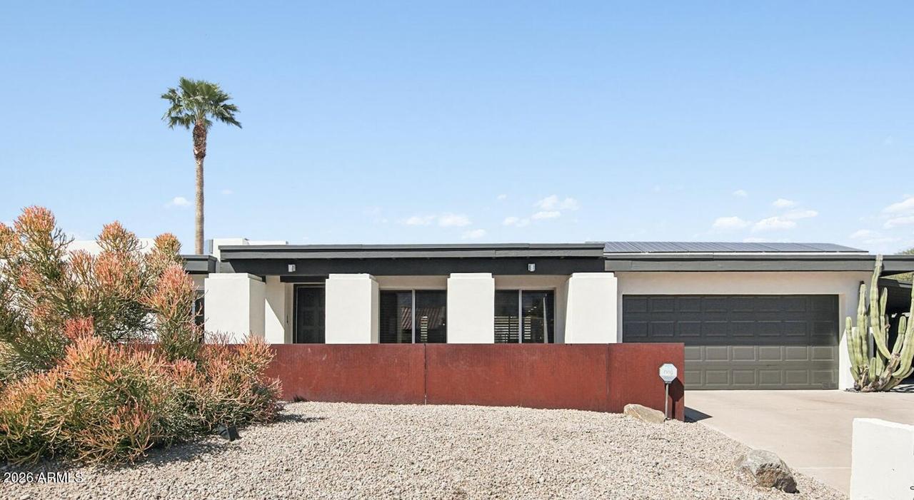 3336 E Hatcher Rd., Phoenix, AZ 85028