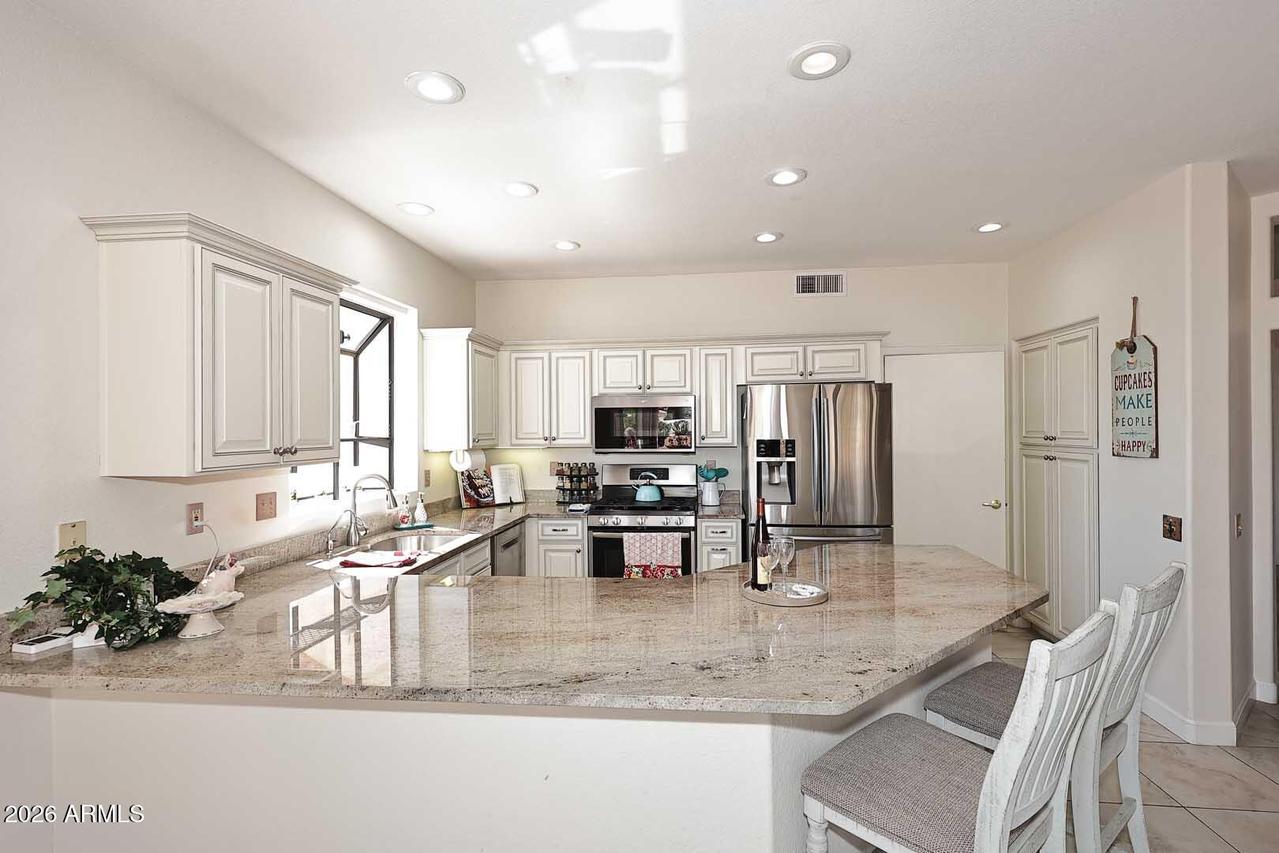 14660 W Yosemite Dr., Sun City West, AZ 85375