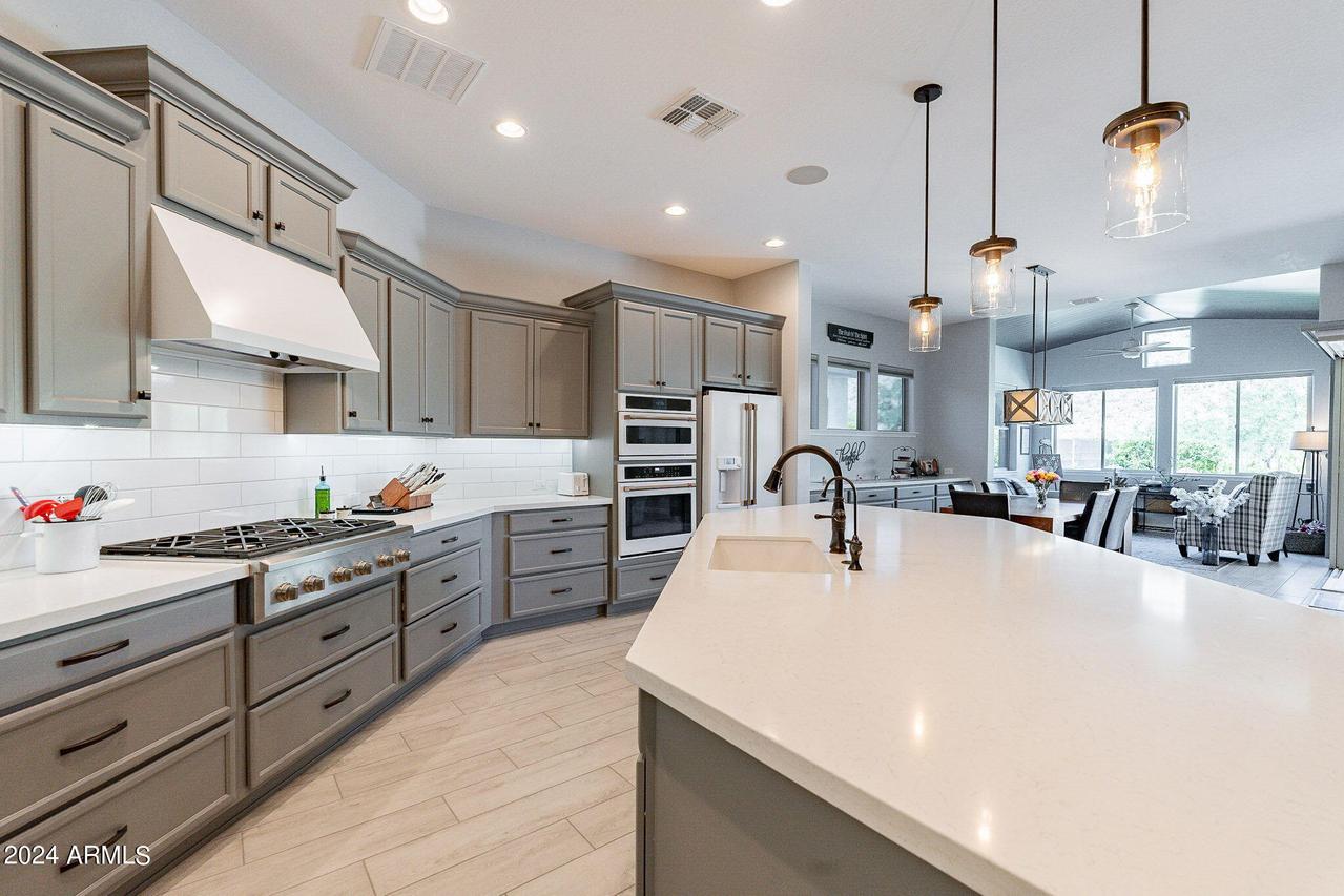 21258 W Meadowbrook Ave., Buckeye, AZ 85396