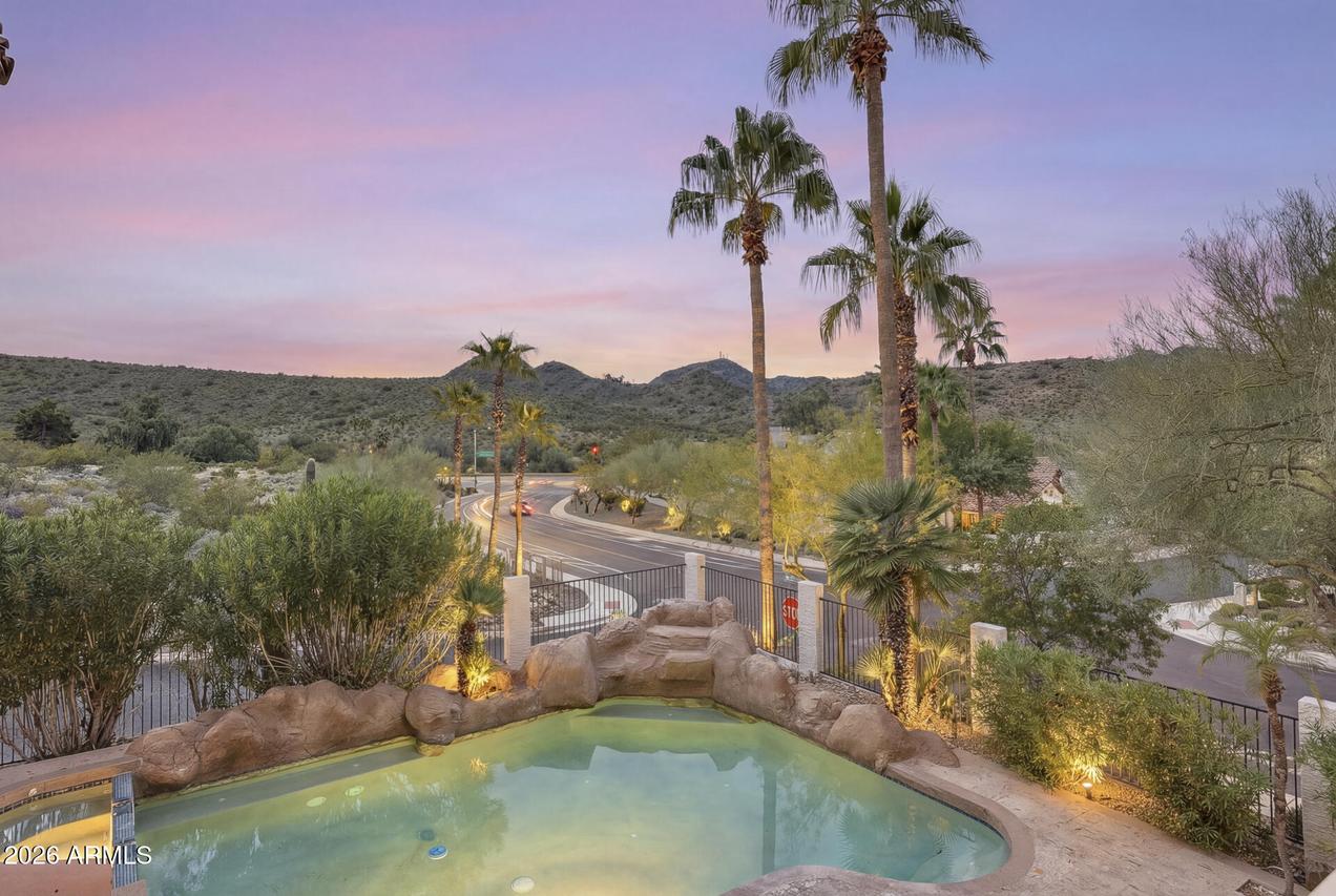 13210 N 13th St., Phoenix, AZ 85022