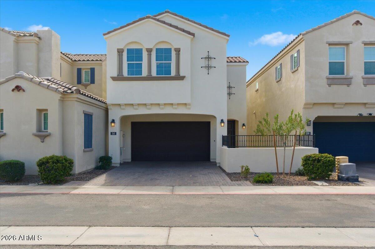 265 E Balsam Dr., Chandler, AZ 85286