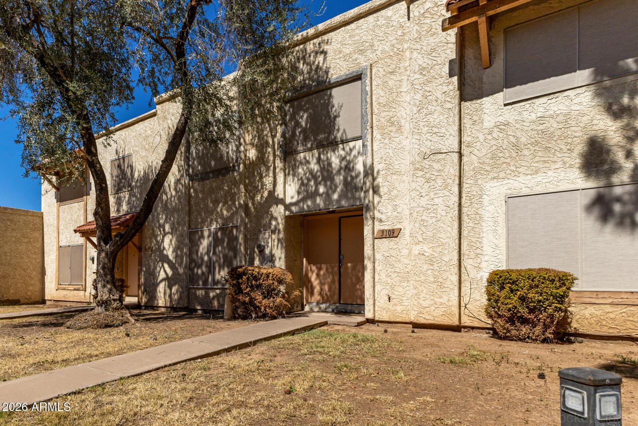 3109 W Harmont Dr., Phoenix, AZ 85051