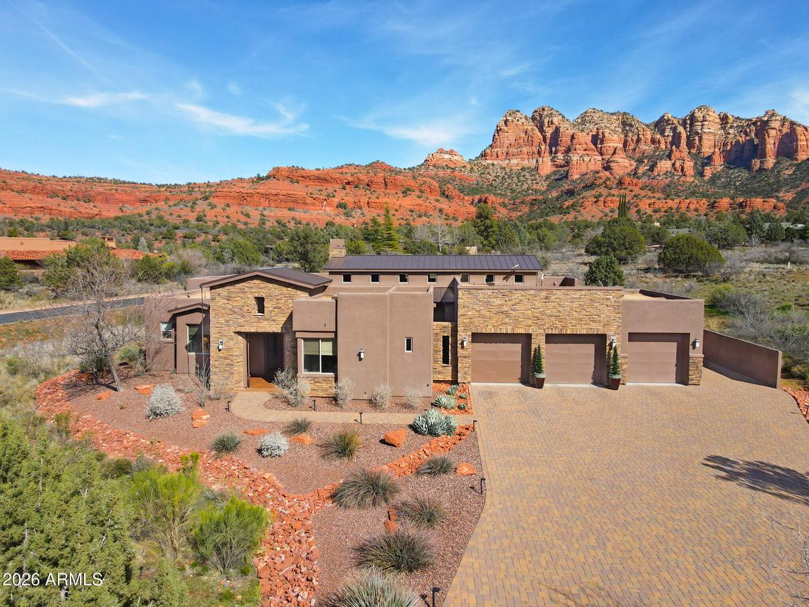 25 Cathedral Ranch Dr., Sedona, AZ 86351