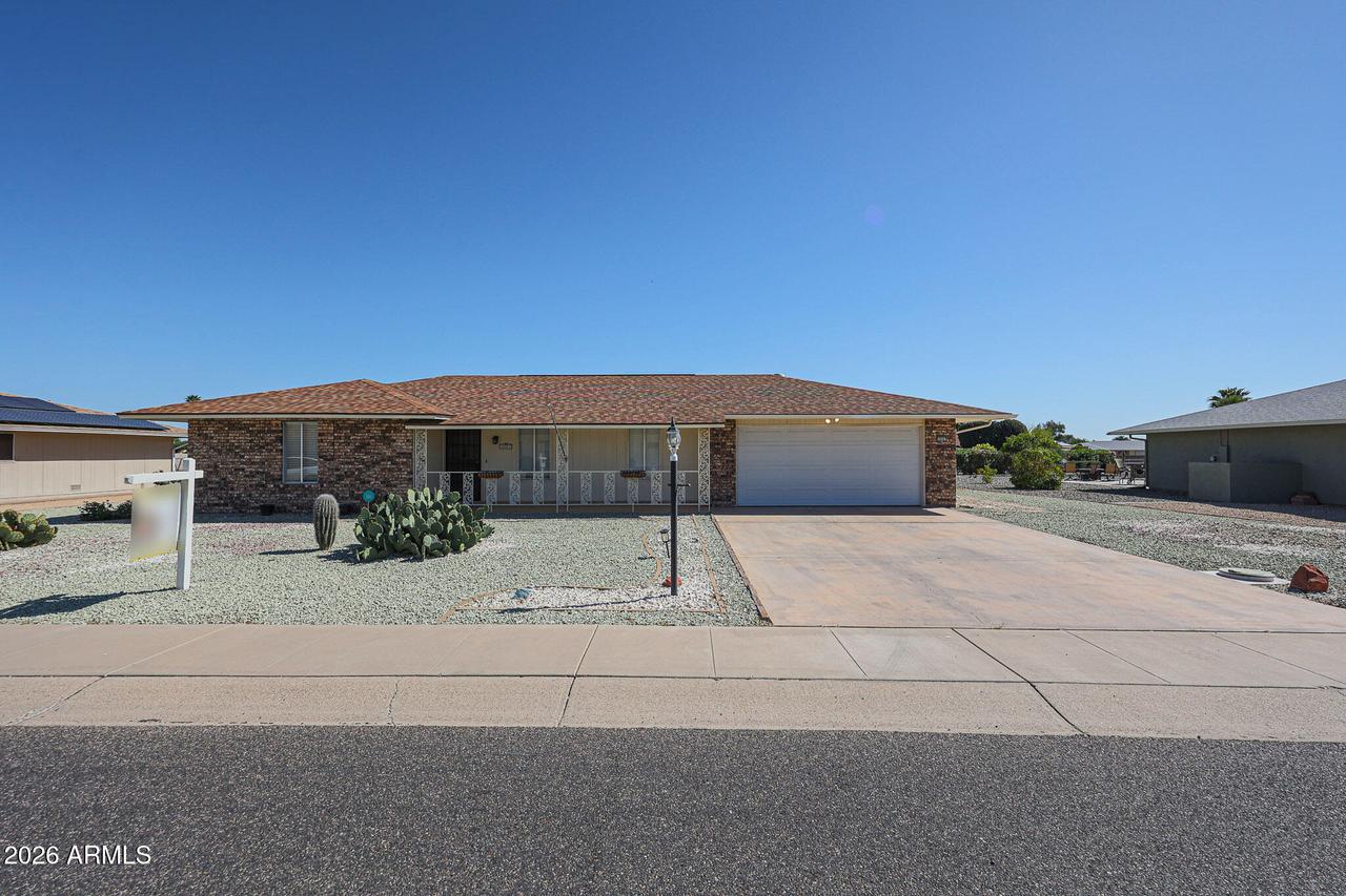 10507 W Brookside Dr., Sun City, AZ 85351