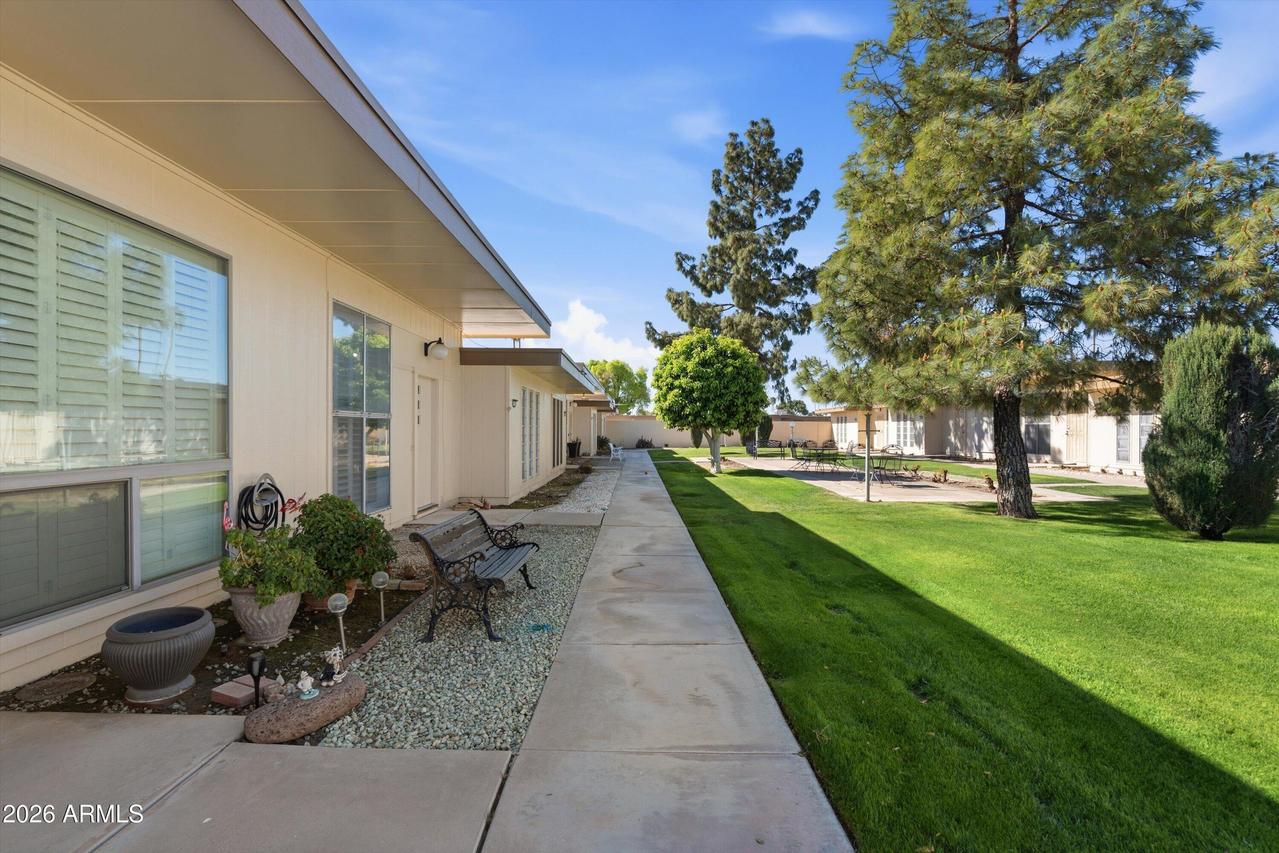 9903 W Lancaster Dr., Sun City, AZ 85351