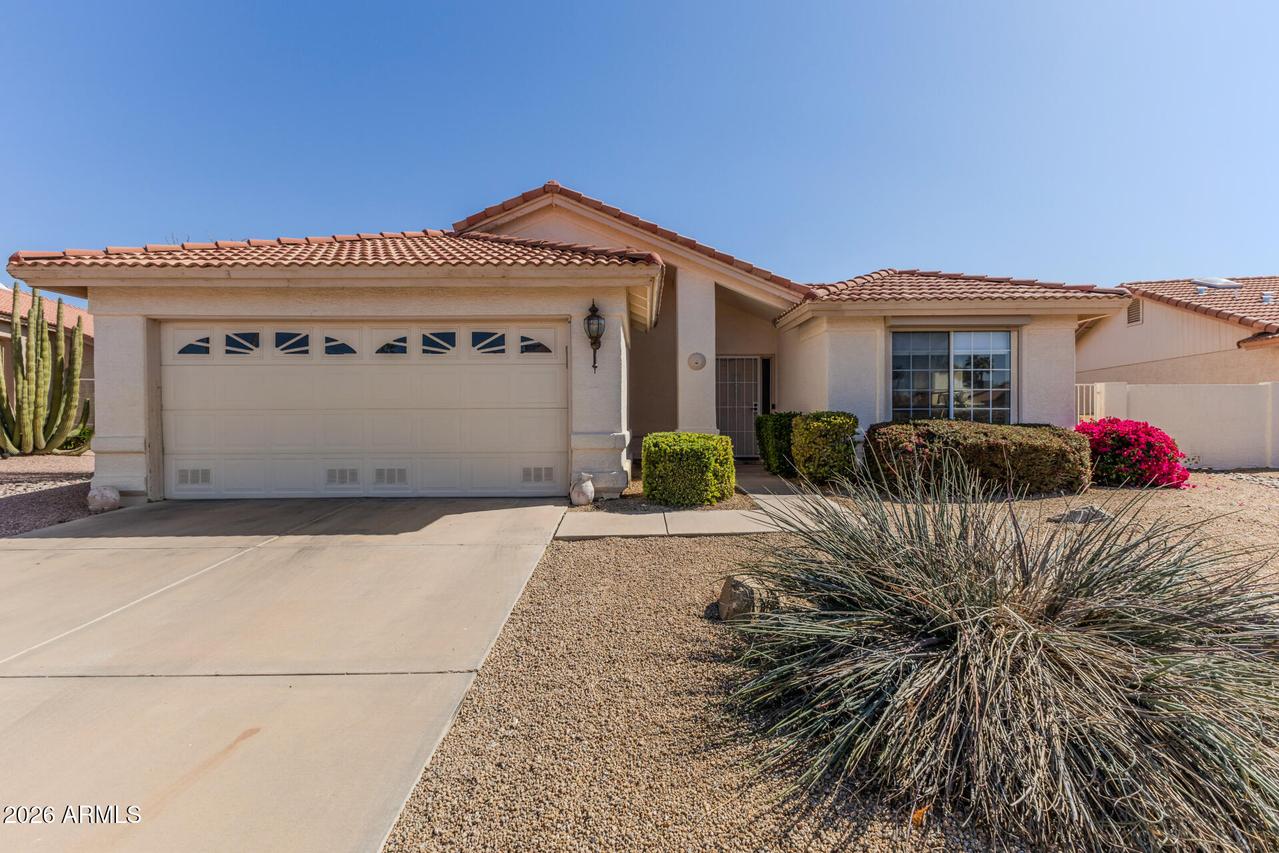 26615 S Moonshadow Dr., Sun Lakes, AZ 85248