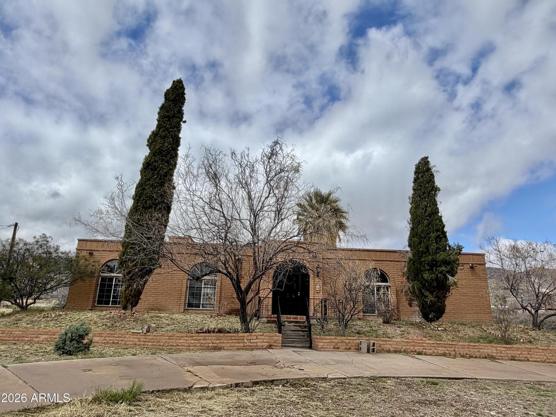 4 Cochise Ln., Bisbee, AZ 85603
