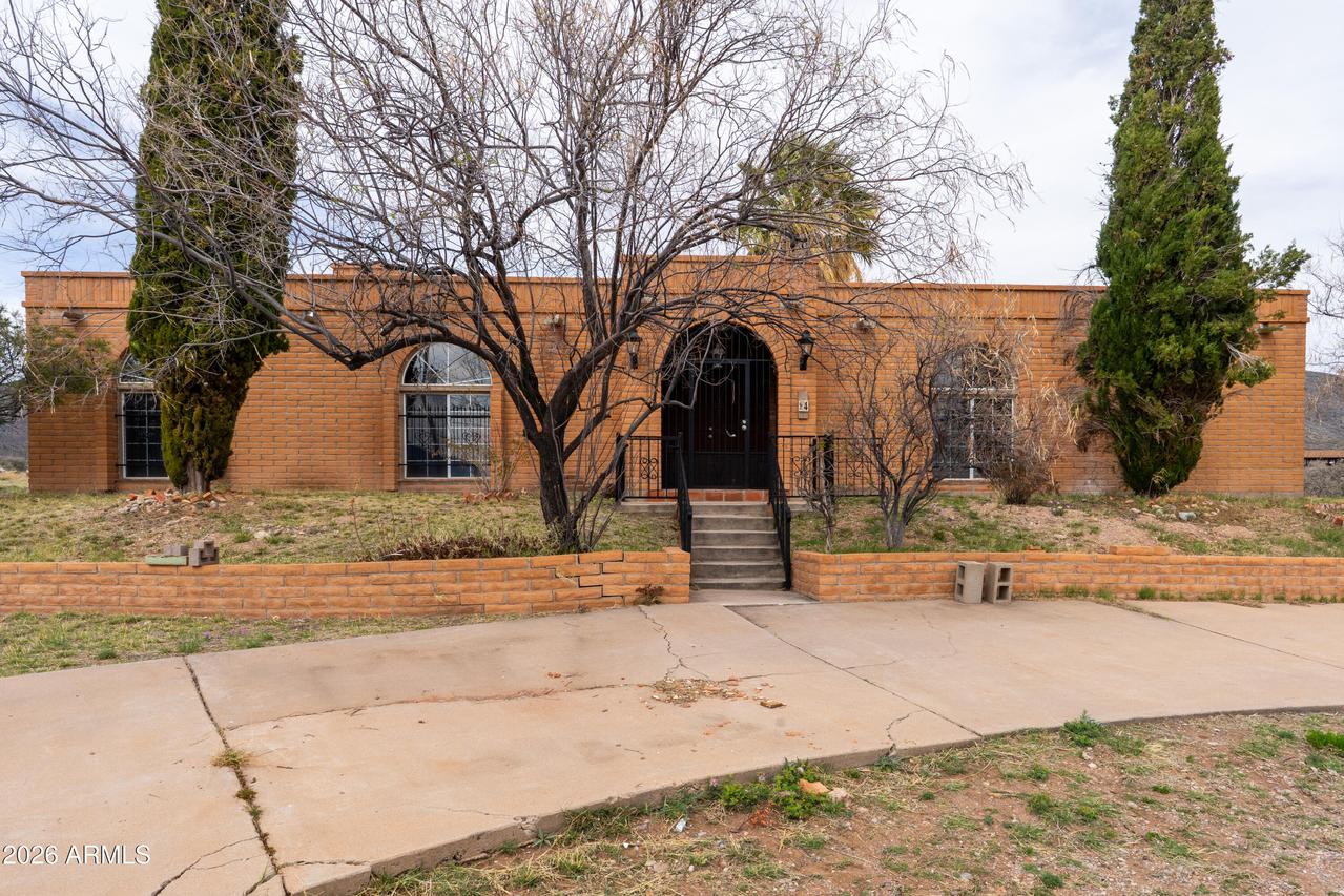 4 Cochise Ln., Bisbee, AZ 85603