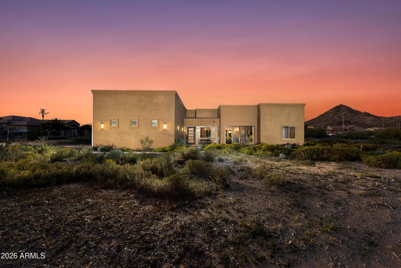 25803 N 8th Ave., Phoenix, AZ 85085