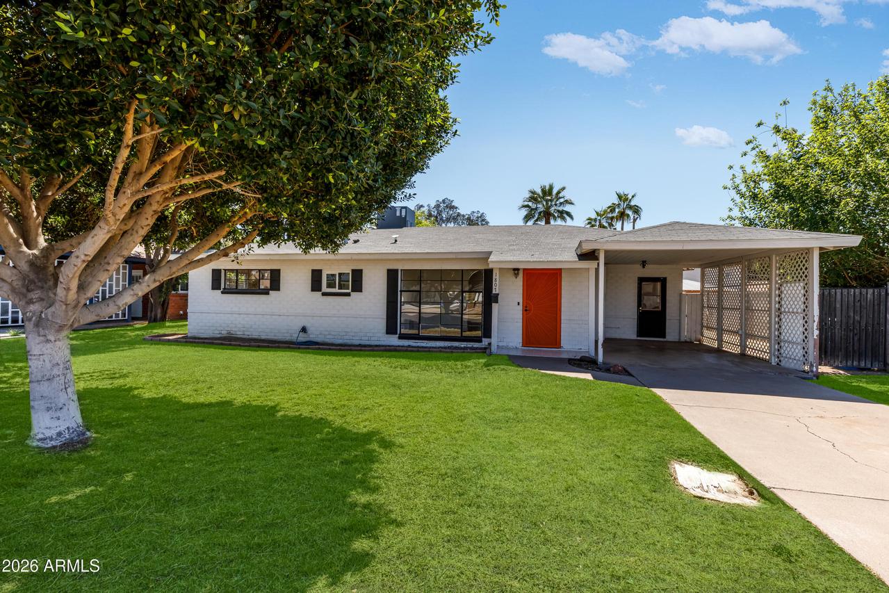 1807 E San Miguel Ave., Phoenix, AZ 85016