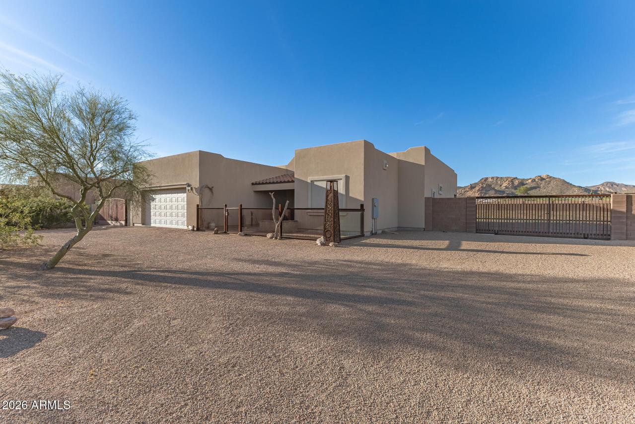 304 E Mckellips Blvd., Apache Junction, AZ 85119