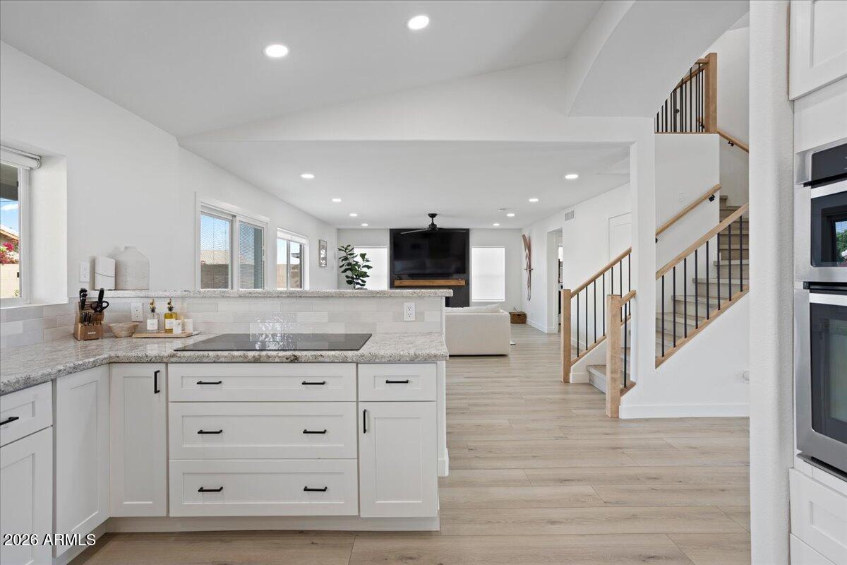 17521 N 84th Ln., Peoria, AZ 85382