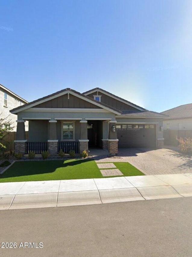 34709 N Becker Dr., San Tan Valley, AZ 85144