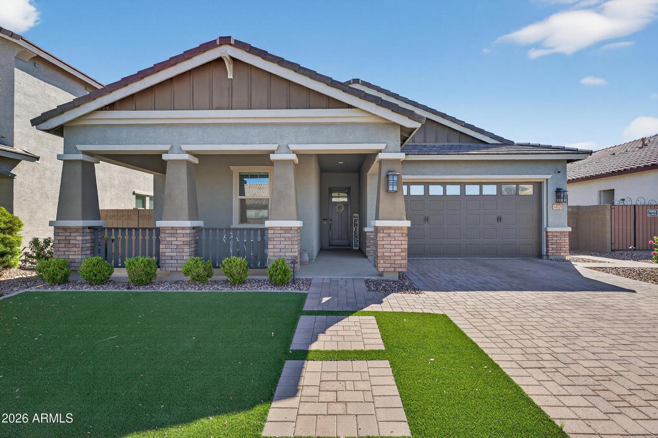 34709 N Becker Dr., San Tan Valley, AZ 85144