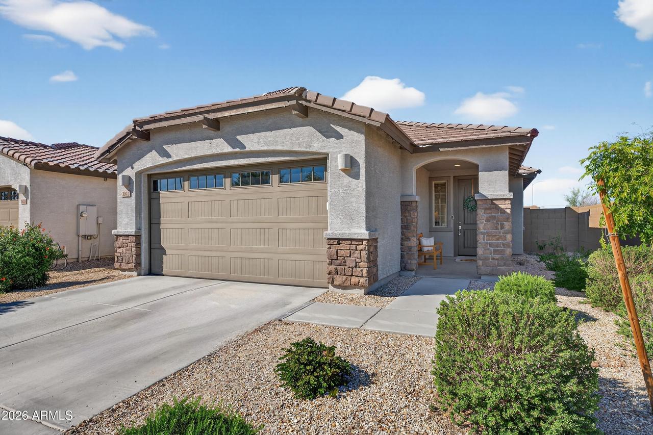 3048 E Pima Ave., Apache Junction, AZ 85119