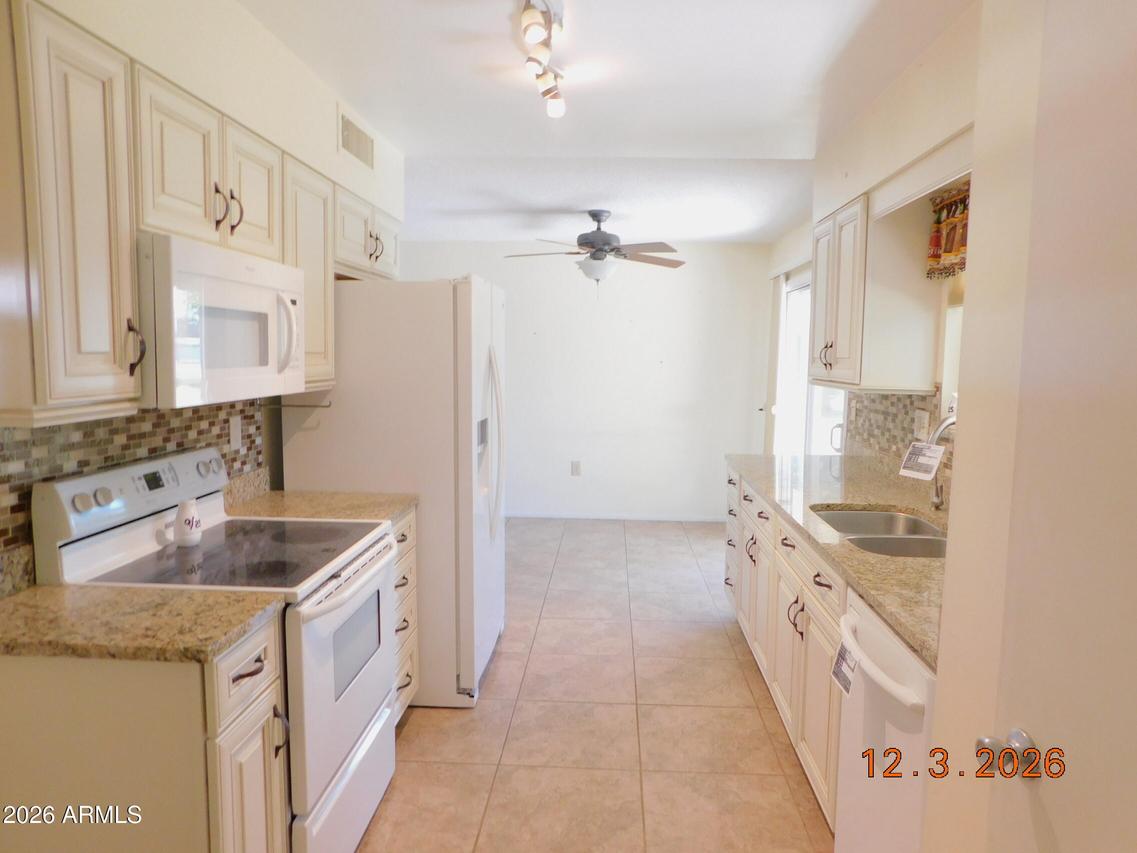 13606 N Redwood Dr., Sun City, AZ 85351