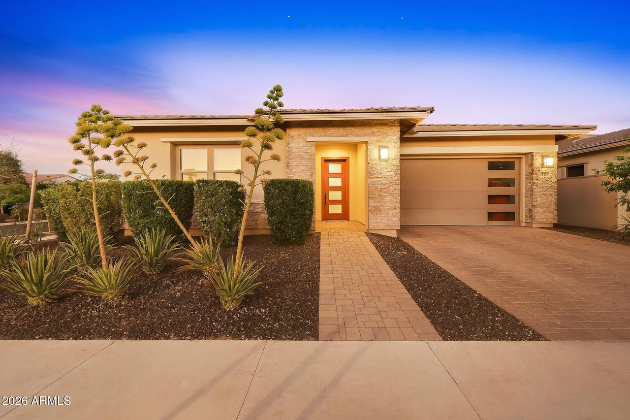 12429 N 145th Dr., Surprise, AZ 85379