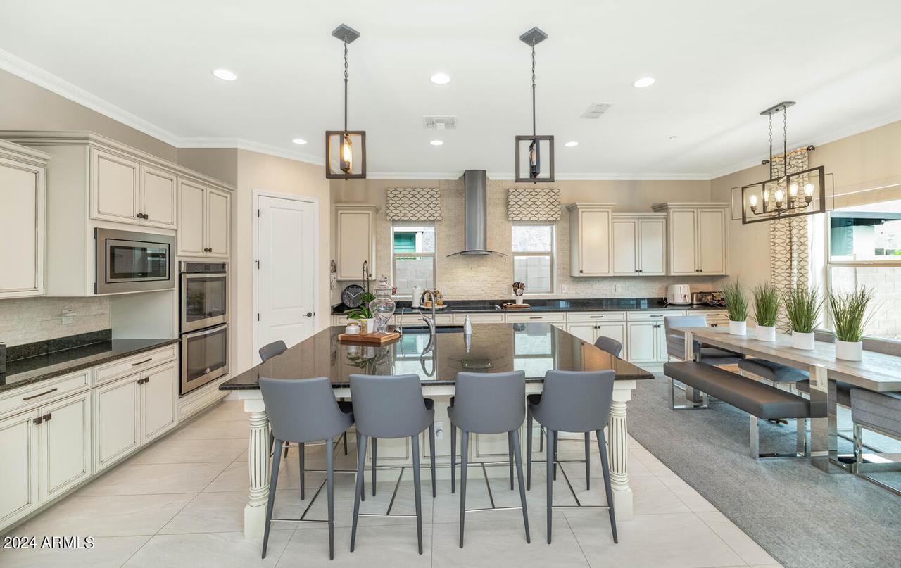 10148 W Avenida Del Rey, Peoria, AZ 85383