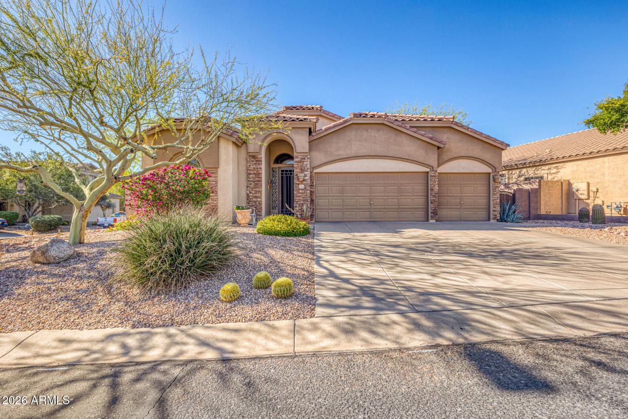 7024 E Russell St., Mesa, AZ 85207