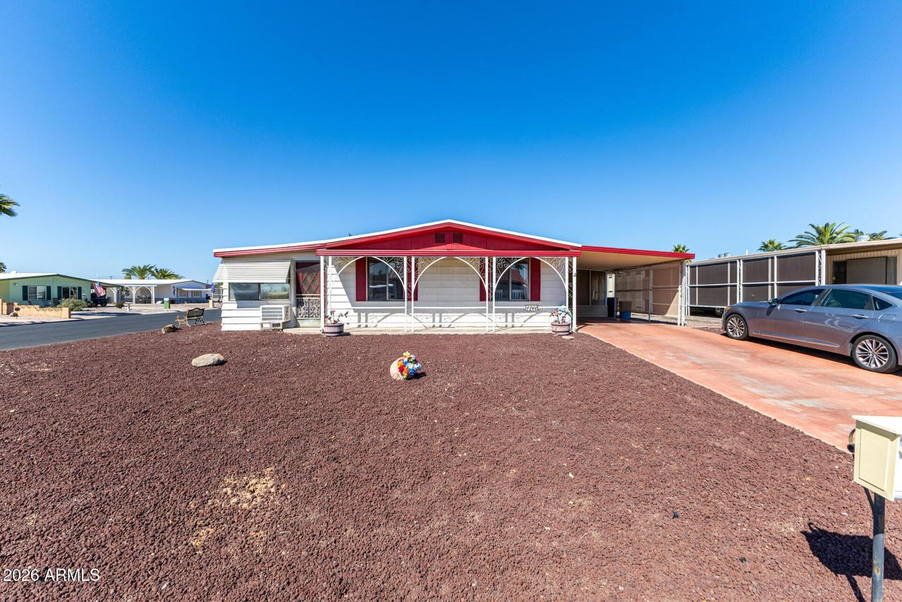 7246 E Birchwood Ave., Mesa, AZ 85208