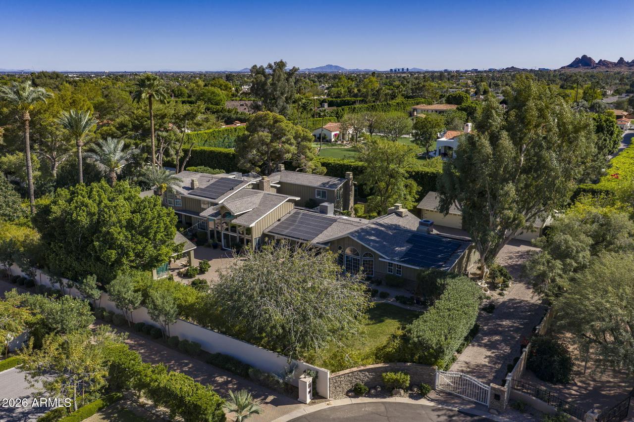 4413 N Camino Allenada Rd., Phoenix, AZ 85018