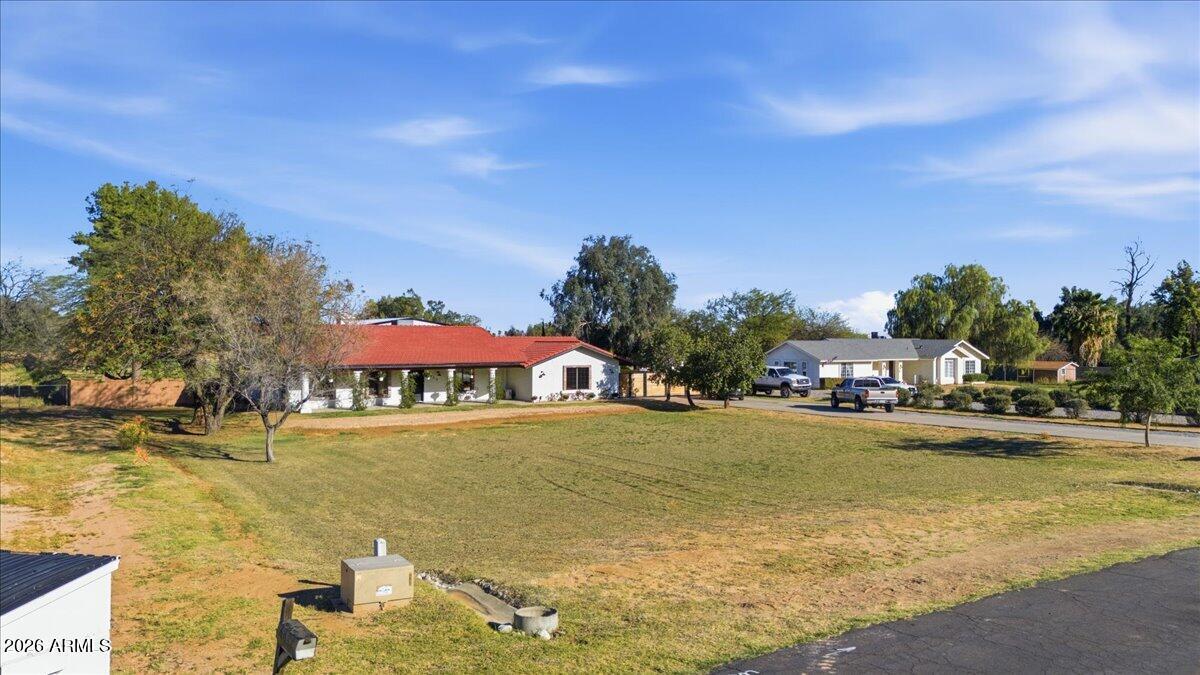 6617 N 181st Ave., Waddell, AZ 85355