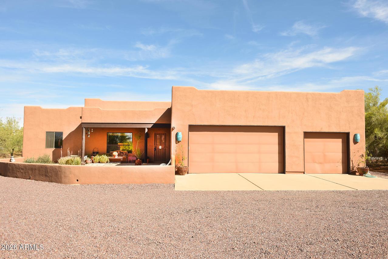 914 E Carlise Rd., Phoenix, AZ 85086