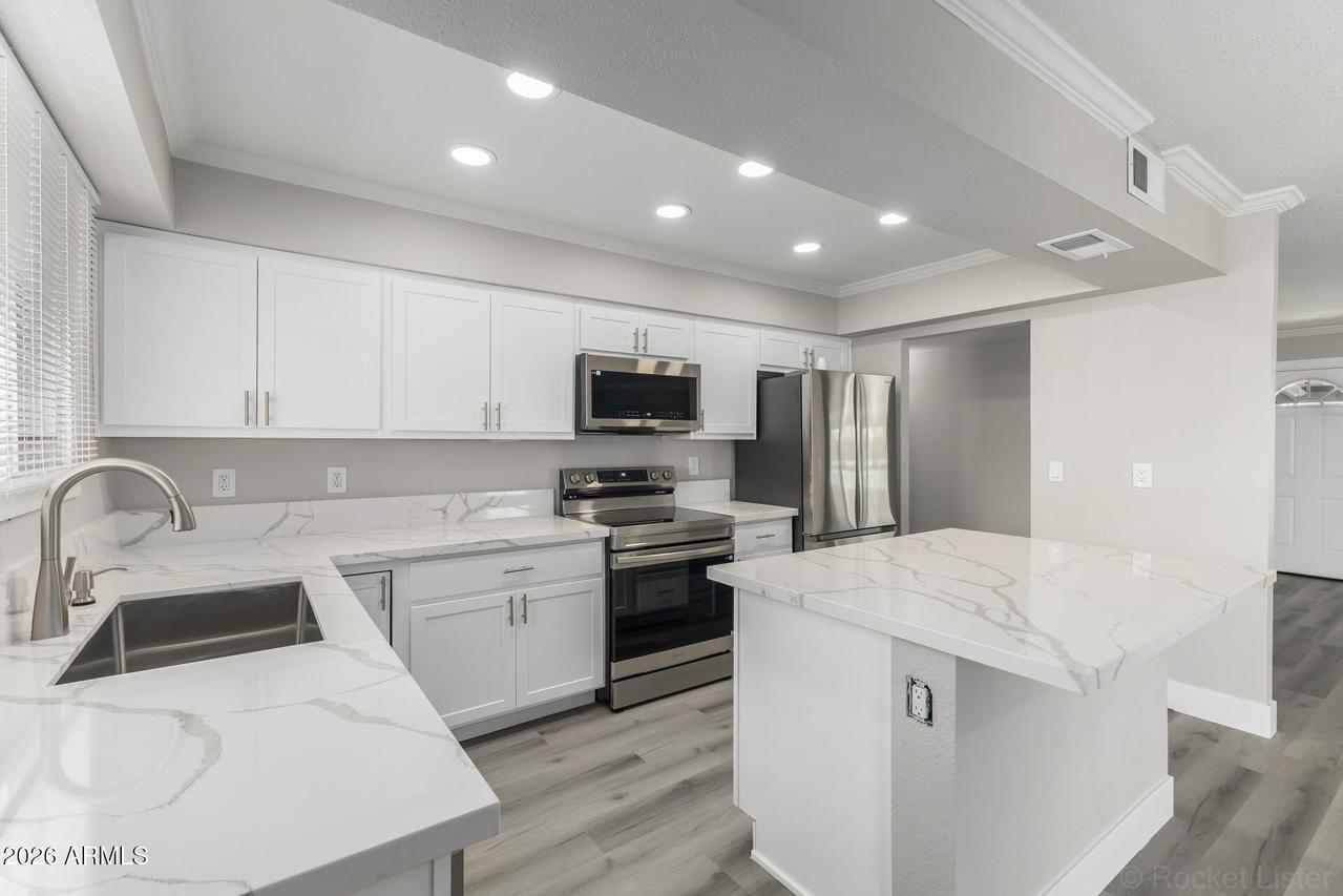 7701 W Fairmount Ave., Phoenix, AZ 85033