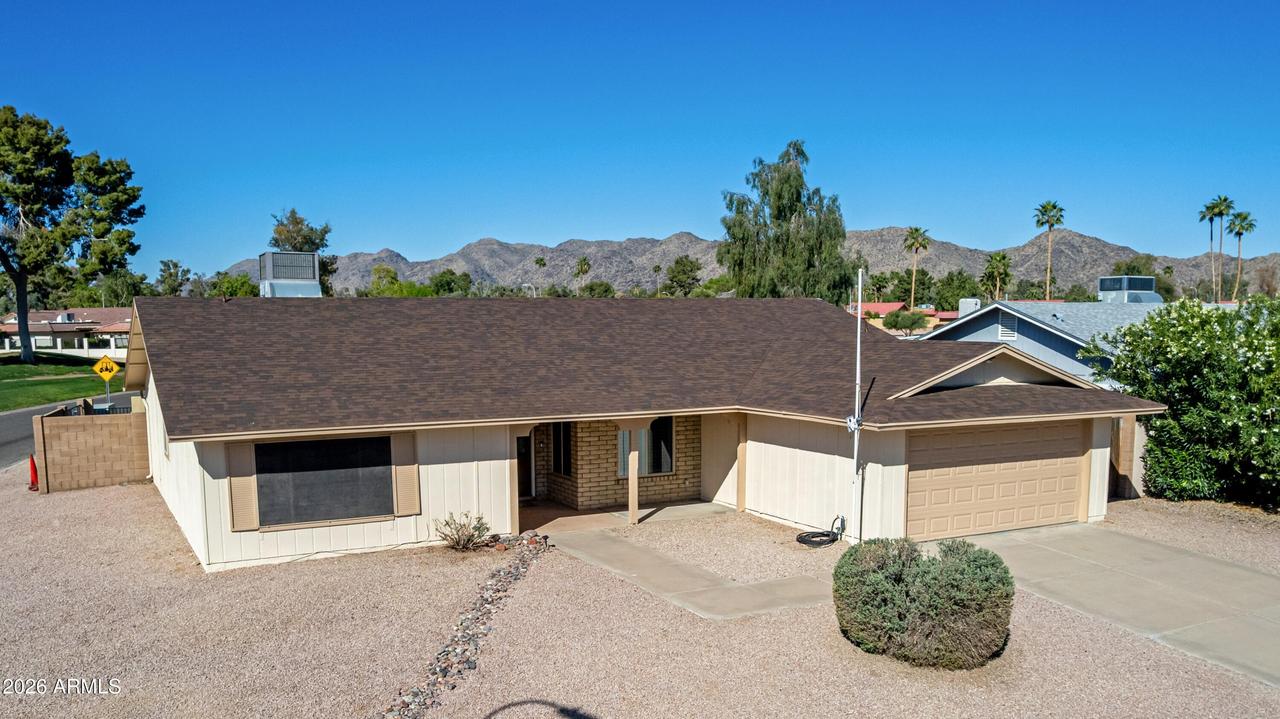 12122 S Tomi Dr., Phoenix, AZ 85044