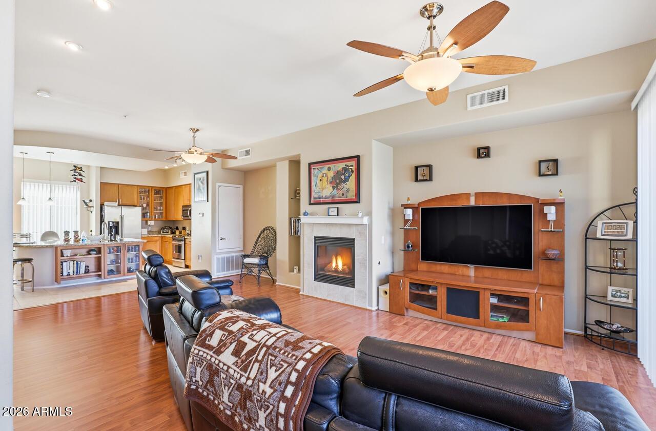 6745 N 93rd Ave. #1124, Glendale, AZ 85305