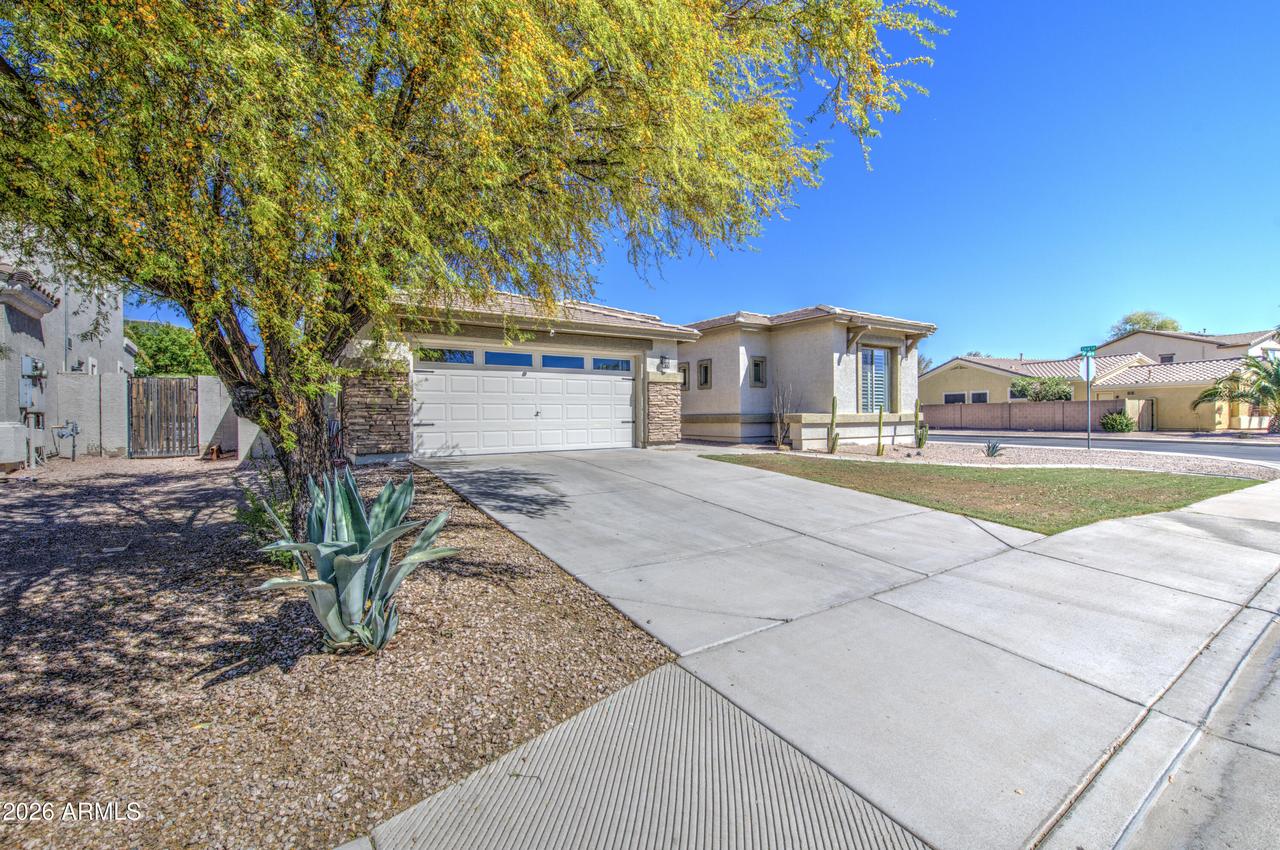 128 E Caribbean Dr., Casa Grande, AZ 85122