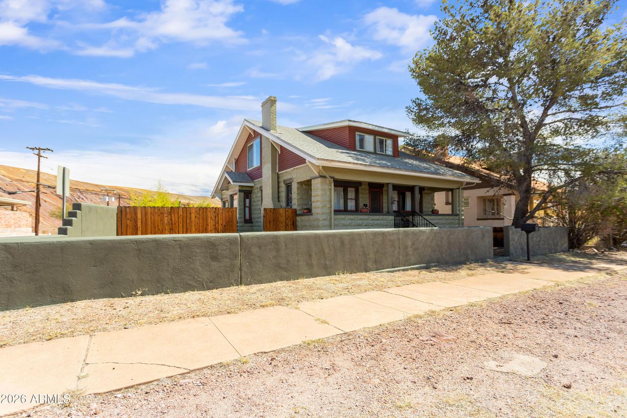 632 Bisbee Rd., Bisbee, AZ 85603