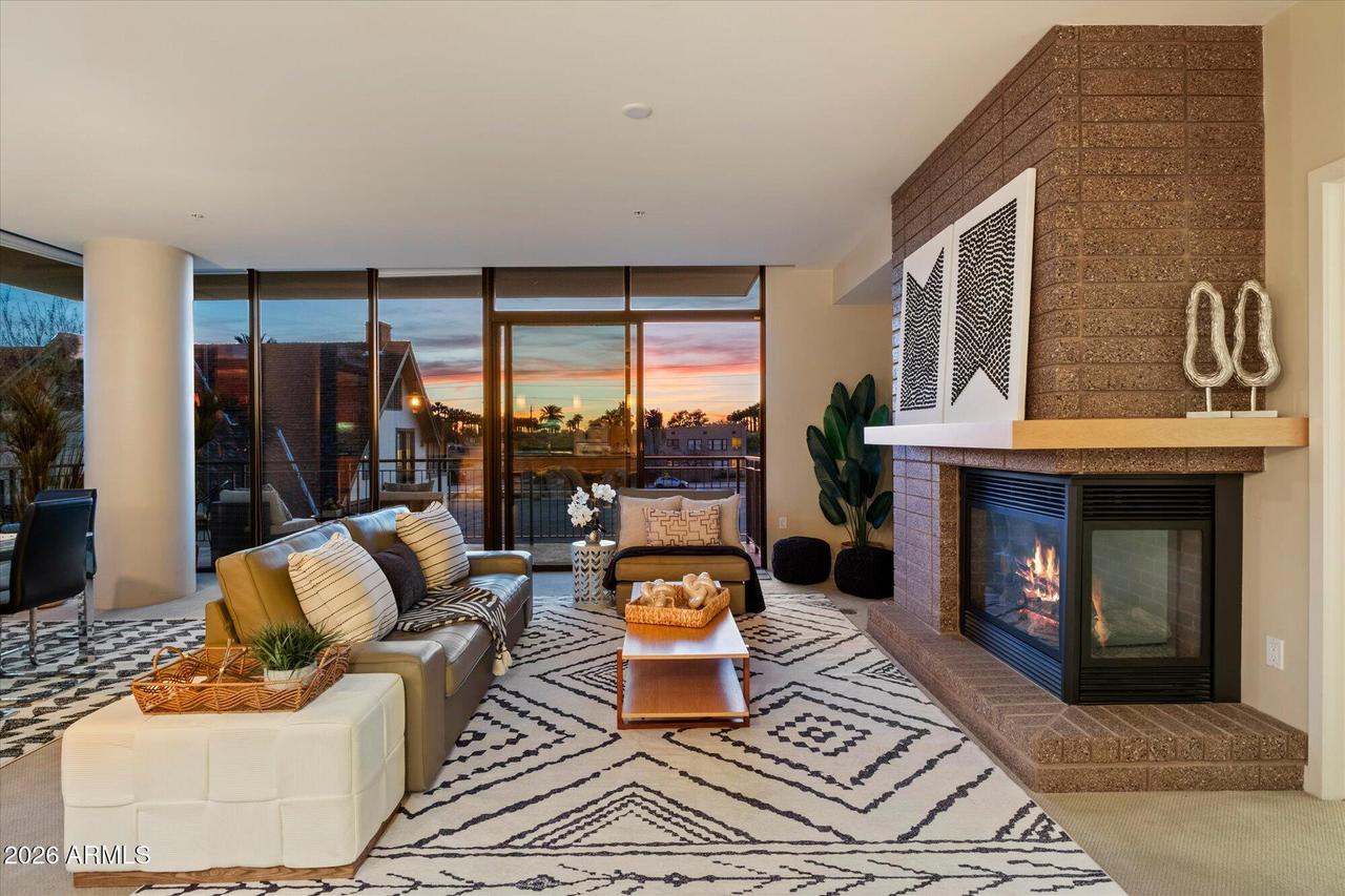 208 W Portland St. #262, Phoenix, AZ 85003