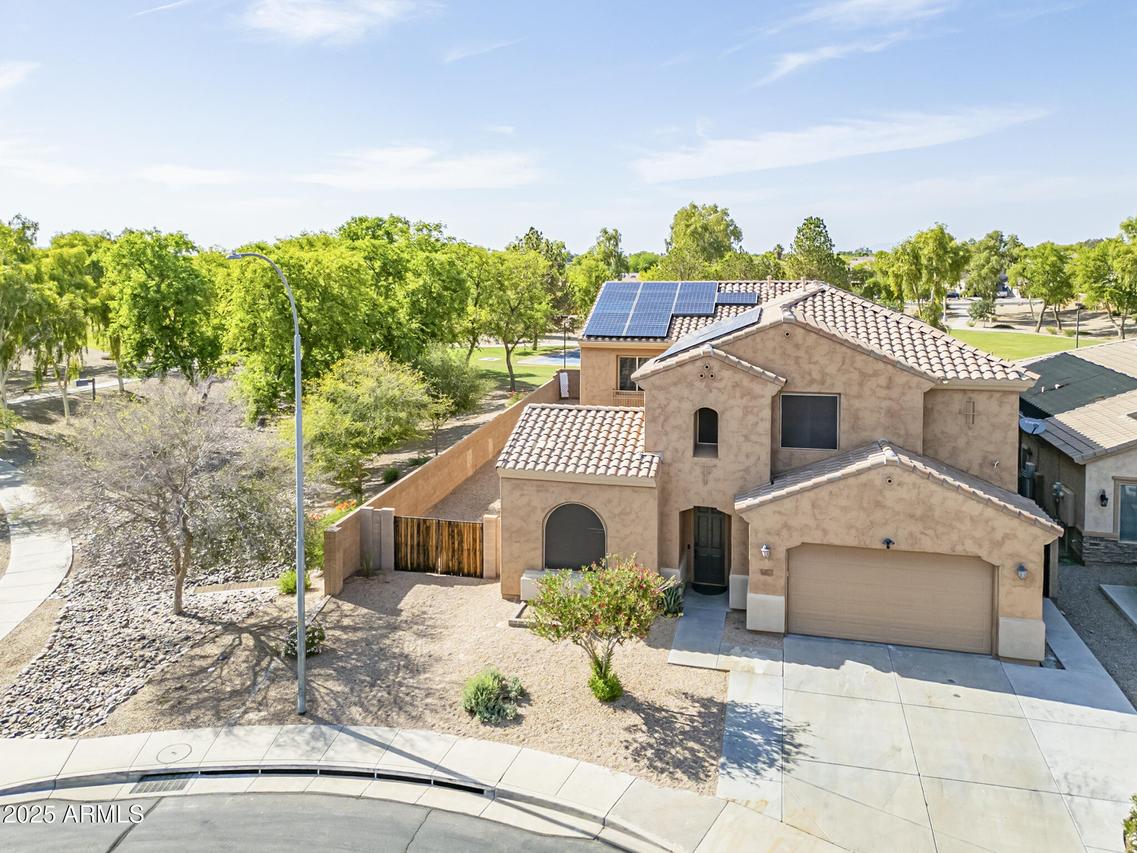 6922 S Black Hills Way, Chandler, AZ 85249