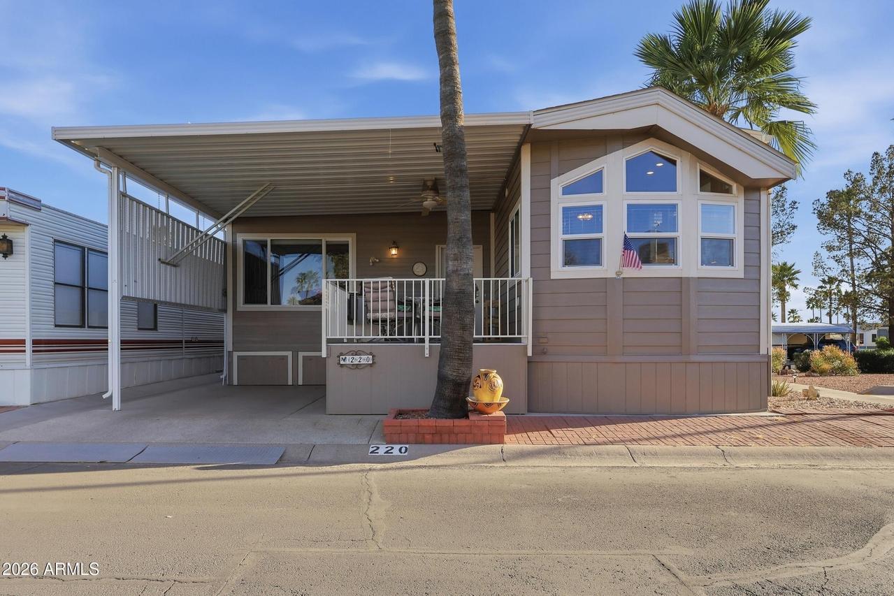 220 Motherlode Dr., Apache Junction, AZ 85119