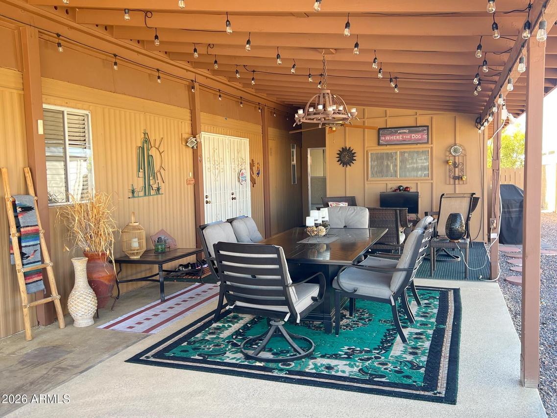 2260 N Floyd Dr., Mesa, AZ 85215