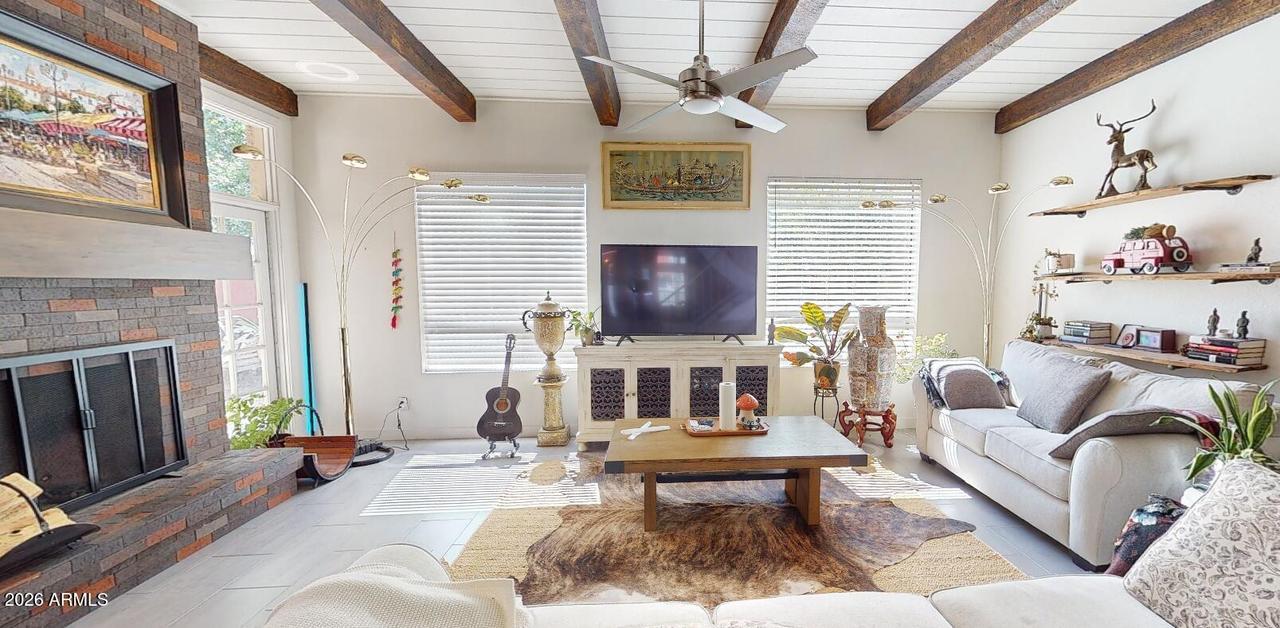 2031 W Nopal Ave., Mesa, AZ 85202